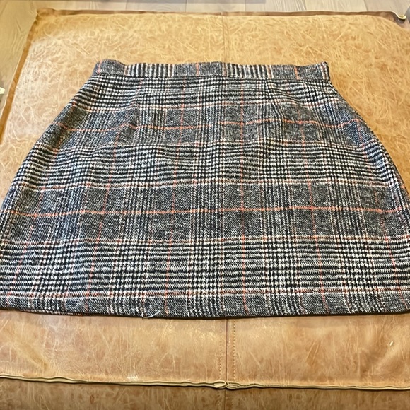 Dresses & Skirts - Plaid mini skirt